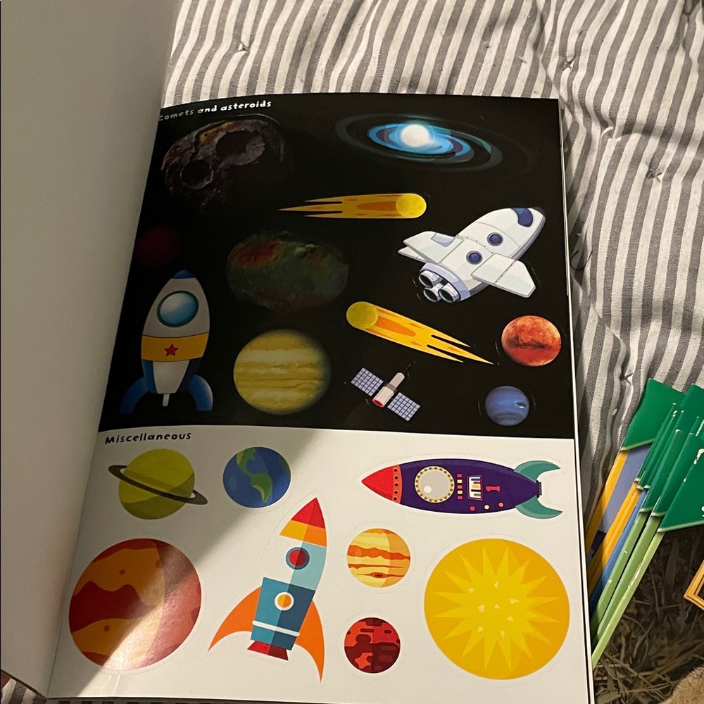 Children's Science Book Set - Picture 4 of 4